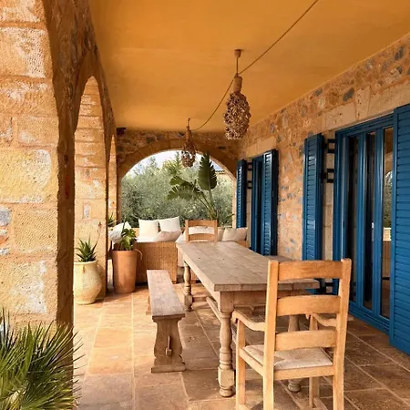 Vila Pantazi 5min Walk To Kotronion (West Mani)