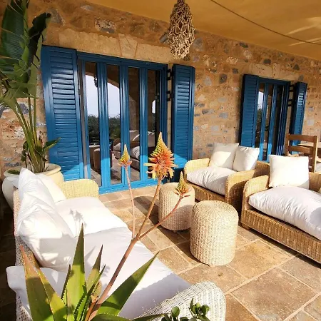 Villa Pantazi 5min Walk To Kotronion (West Mani)