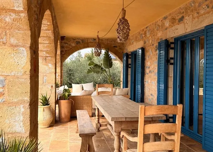 Vila Pantazi 5min Walk To Kotronion (West Mani)